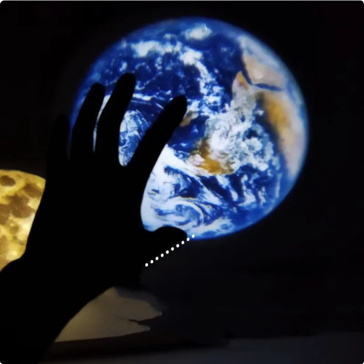 Moon & Earth Projection Lamp – Realistic Space Night Light for Bedroom & Desk